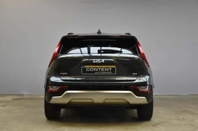 Kia Niro (2023) thumbnail 6