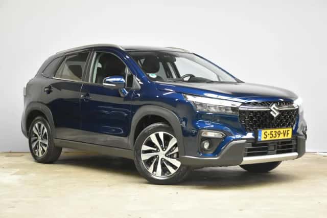 Suzuki S-Cross (2023) thumbnail 3