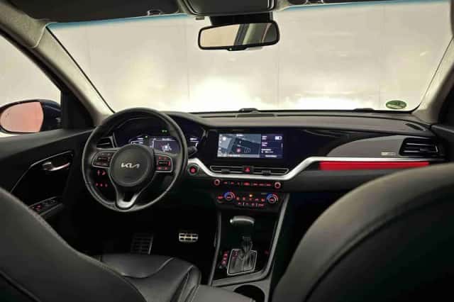 Kia Niro (2022) thumbnail 3