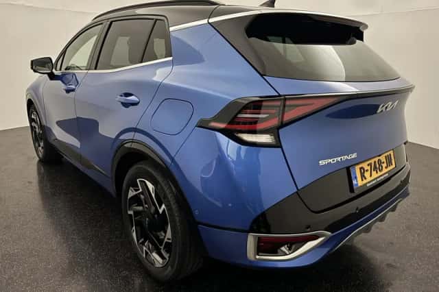 Kia Sportage (2022) thumbnail 3