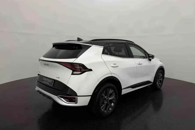 Kia Sportage (2023) thumbnail 2