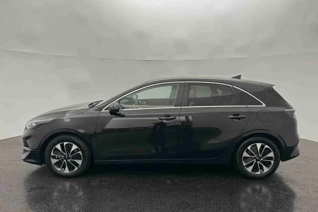 Kia Ceed (2025) thumbnail 6