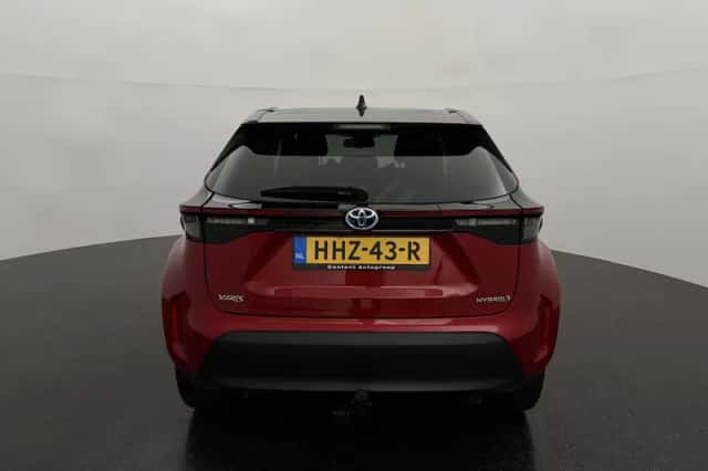 Toyota Yaris Cross (2023) thumbnail 4