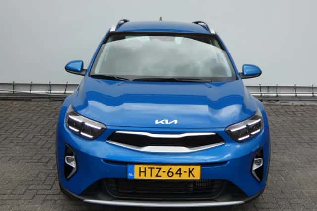 Kia Stonic (2025) thumbnail 2