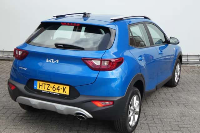 Kia Stonic (2025) thumbnail 5