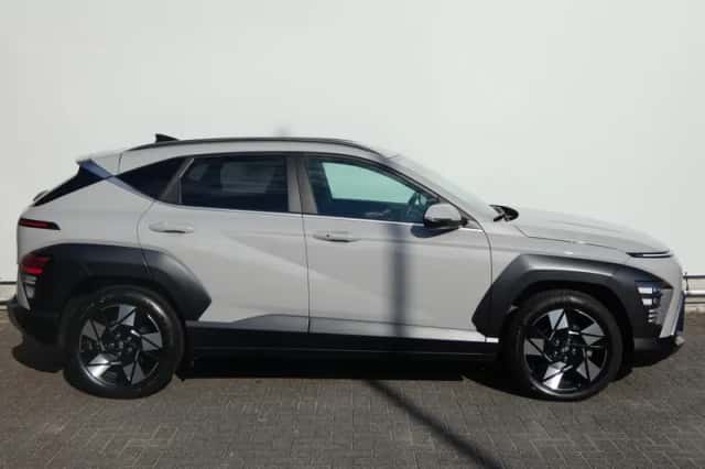 Hyundai Kona (2025) thumbnail 4