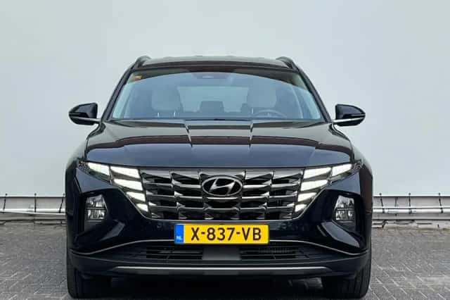 Hyundai Tucson (2021) thumbnail 2