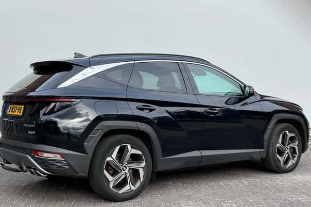 Hyundai Tucson (2021) thumbnail 4