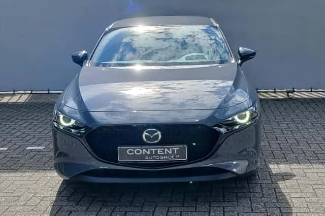 Mazda 3 (2021) thumbnail 2