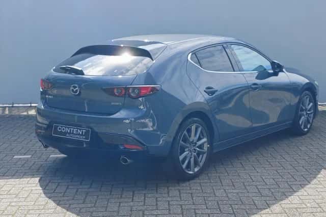 Mazda 3 (2021) thumbnail 5