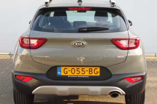 Kia Stonic (2019) thumbnail 5