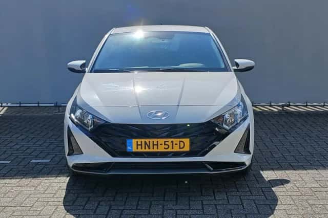 Hyundai i20 (2025) thumbnail 2