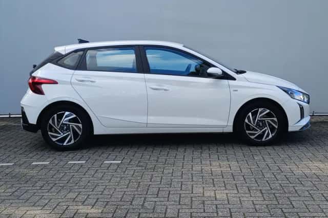 Hyundai i20 (2025) thumbnail 4