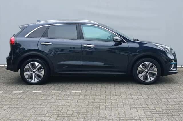 Kia Niro EV (2022) thumbnail 4