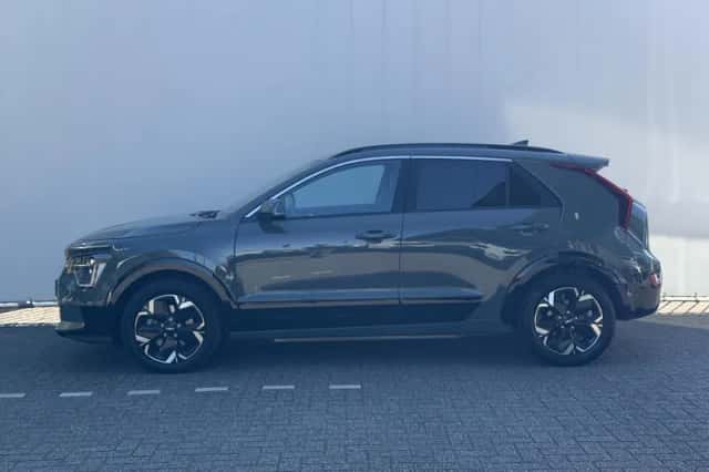 Kia Niro EV (2025) thumbnail 2