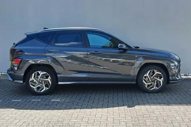 Hyundai Kona (2025) thumbnail 4