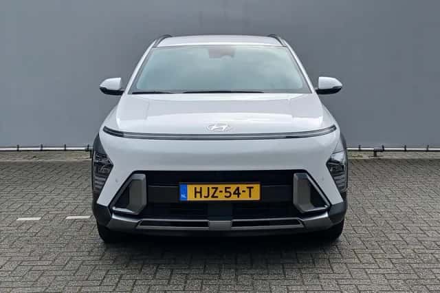 Hyundai Kona (2025) thumbnail 2