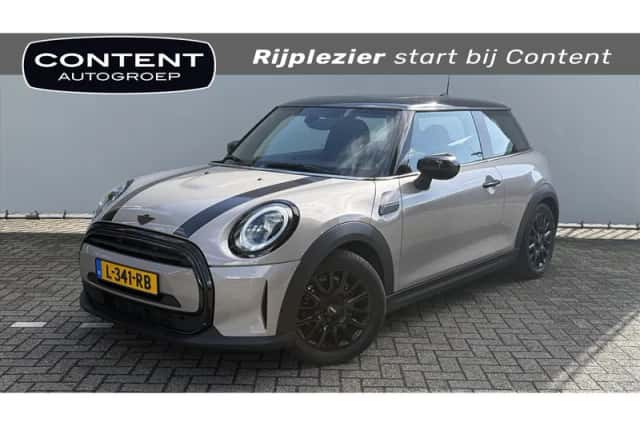 MINI Cooper (2021) thumbnail 1