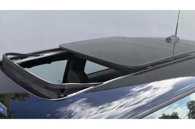 MINI Cooper (2021) thumbnail 4