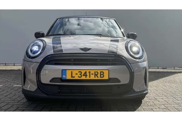 MINI Cooper (2021) thumbnail 5