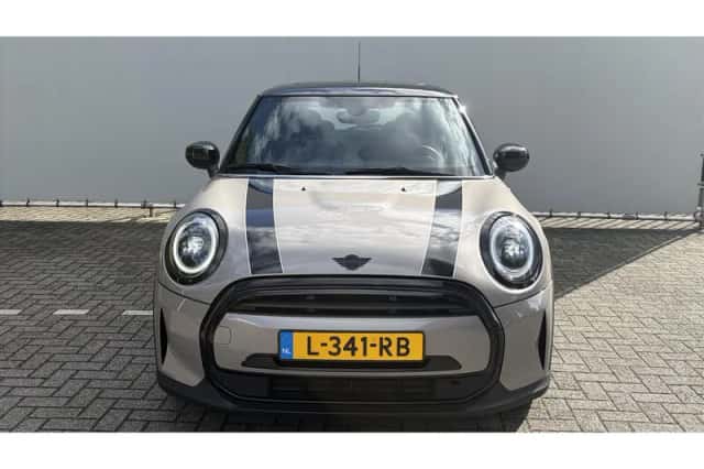 MINI Cooper (2021) thumbnail 6