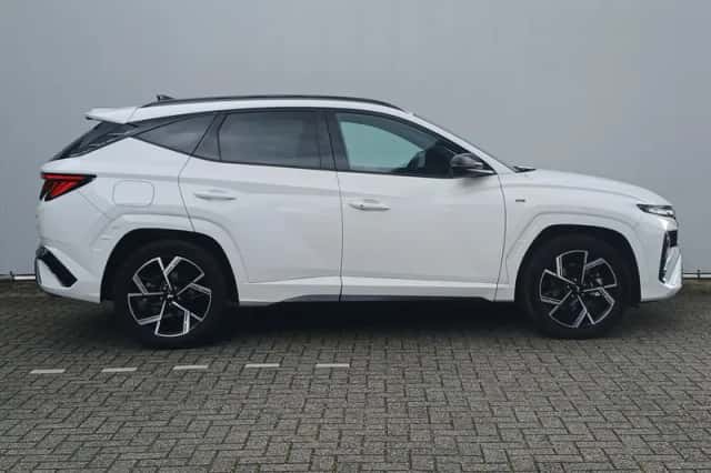 Hyundai Tucson (2025) thumbnail 4