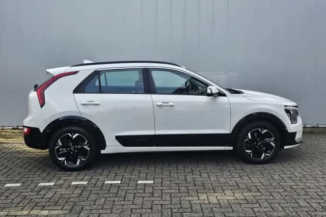 Kia Niro EV (2022) thumbnail 5