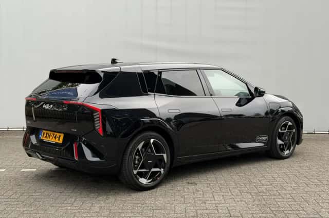 Kia EV4 (2026) thumbnail 4