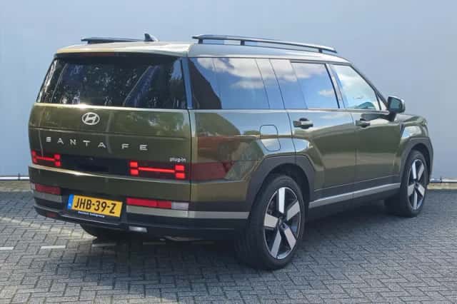 Hyundai Santa Fe (2025) thumbnail 5