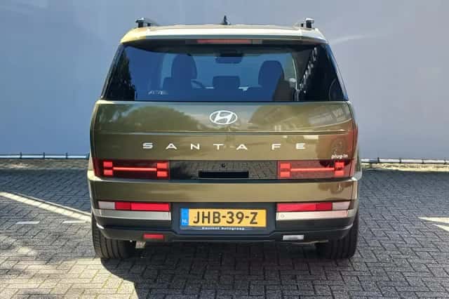 Hyundai Santa Fe (2025) thumbnail 6