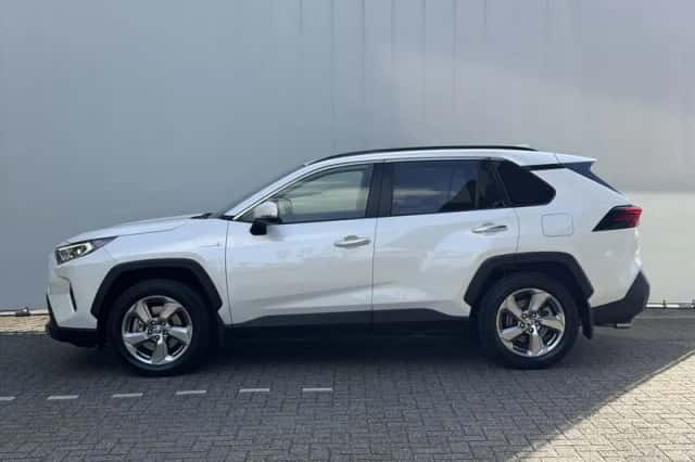 Toyota RAV4 (2020) thumbnail 2
