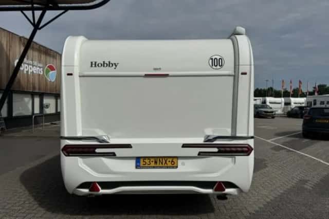 Hobby Prestige (2024) thumbnail 4