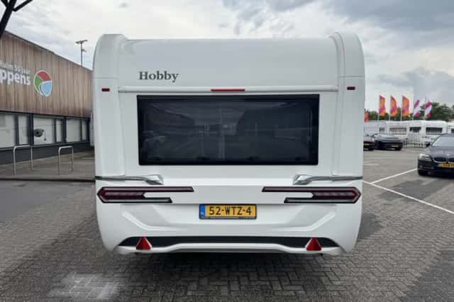 Hobby Prestige (2024) thumbnail 4