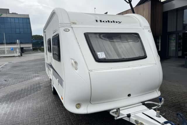Hobby De Luxe (2012) thumbnail 3