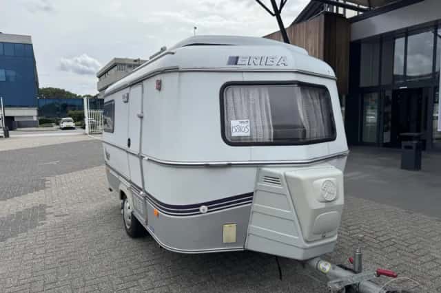 Eriba Touring (1995) thumbnail 3