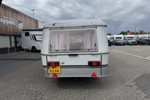 Eriba Touring (1995) thumbnail 5