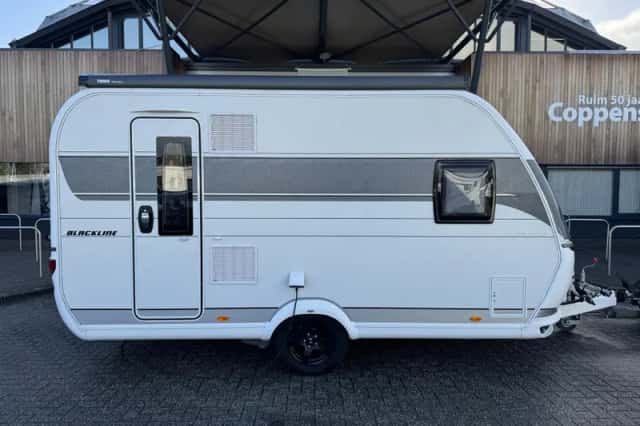 Hobby De Luxe (2021) thumbnail 4