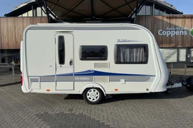 Hobby De Luxe (2009) thumbnail 1