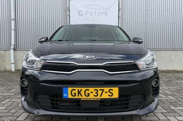 Kia Rio (2017) thumbnail 2