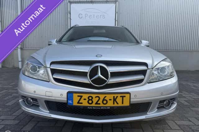 Mercedes-Benz C-Klasse (2011) thumbnail 2