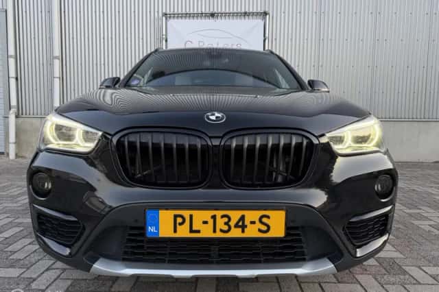 BMW X1 (2017) thumbnail 2