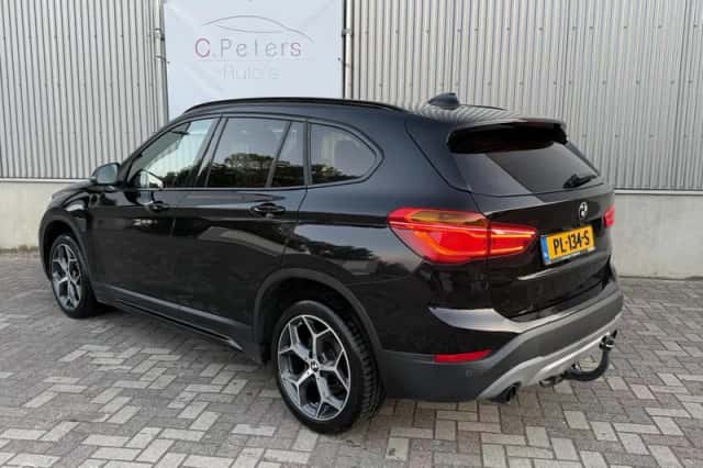 BMW X1 (2017) thumbnail 4