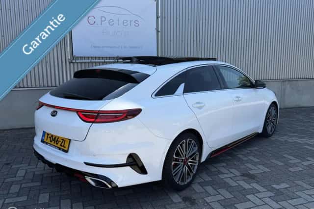 Kia ProCeed (2020) thumbnail 6