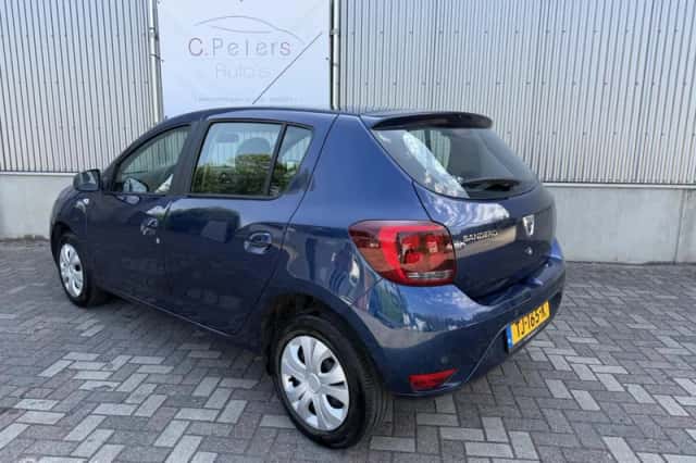 Dacia Sandero (2018) thumbnail 4