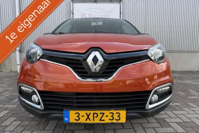 Renault Captur (2014) thumbnail 2