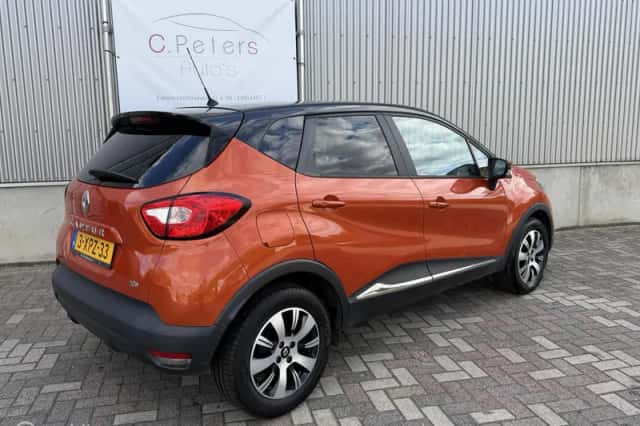 Renault Captur (2014) thumbnail 6