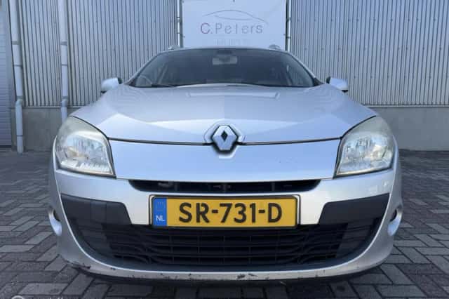 Renault Mégane (2010) thumbnail 2