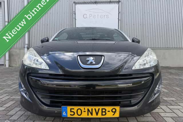 Peugeot RCZ (2011) thumbnail 2