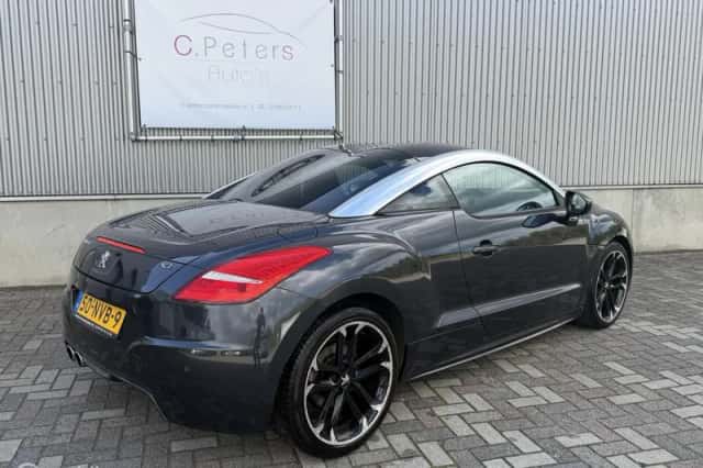Peugeot RCZ (2011) thumbnail 4