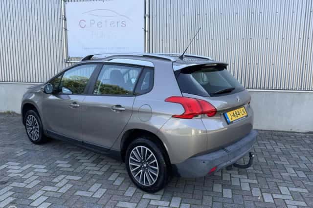 Peugeot 2008 (2014) thumbnail 4